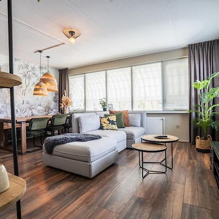 The Lion King - 6 Person Linked Apartment With Roof Terrace Γκρόνιγκεν Εξωτερικό φωτογραφία