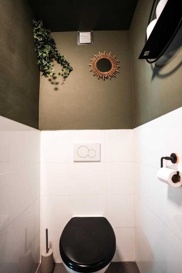 The Lion King - 6 Person Linked Apartment With Roof Terrace Γκρόνιγκεν Εξωτερικό φωτογραφία