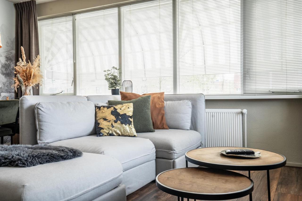 The Lion King - 6 Person Linked Apartment With Roof Terrace Γκρόνιγκεν Εξωτερικό φωτογραφία