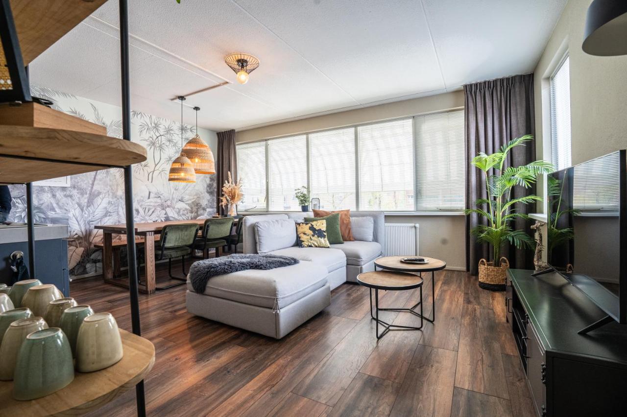 The Lion King - 6 Person Linked Apartment With Roof Terrace Γκρόνιγκεν Εξωτερικό φωτογραφία
